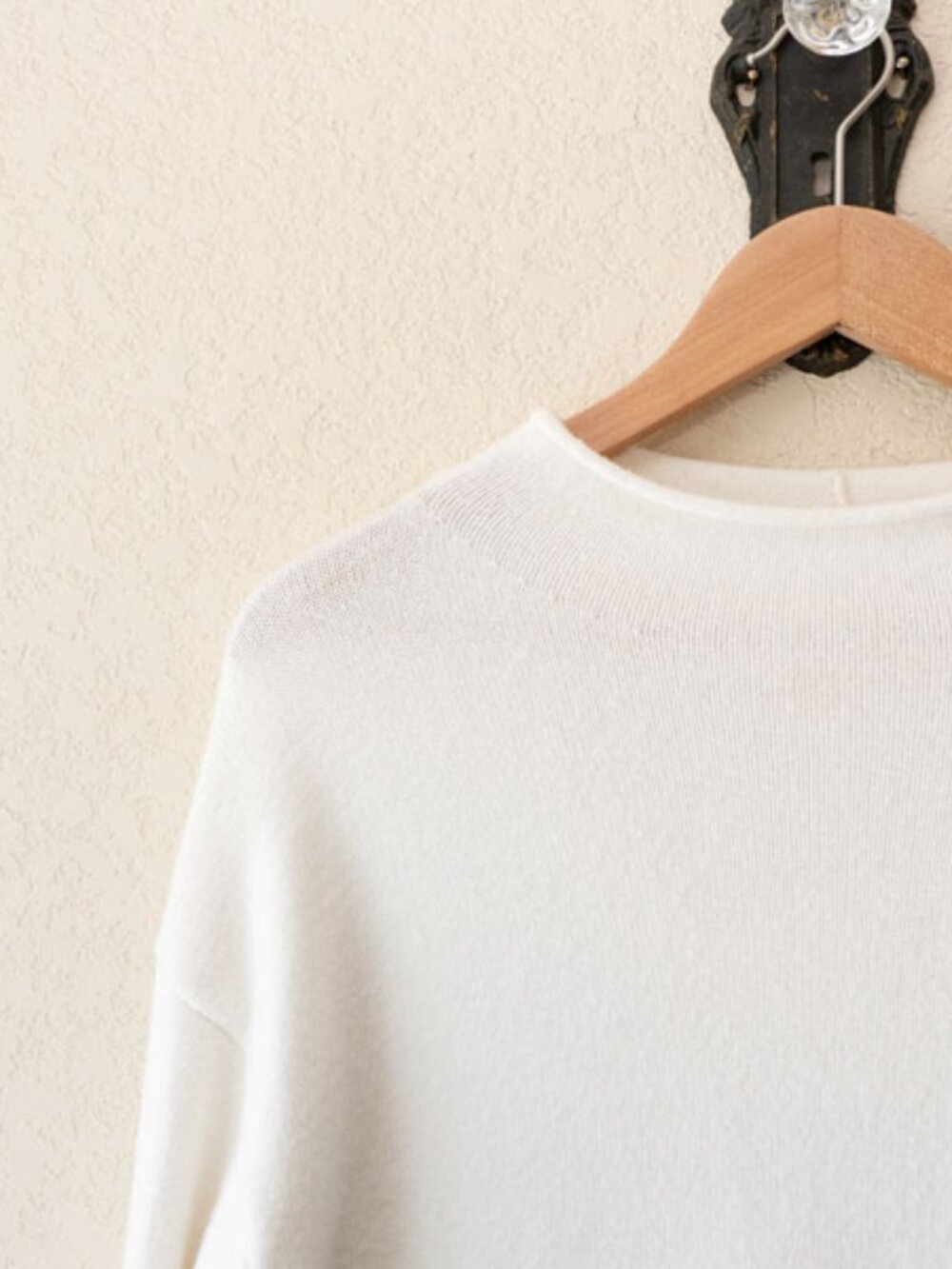 Anthropologie Moth Cream Tunic Sweater Womens M Soft Knit Longline Minimalist - Picture 4 of 13